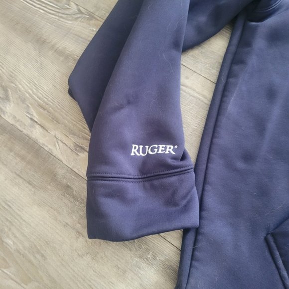 RARE Under Armour Ruger Hoodie - Picture 2 of 7